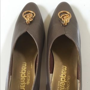 99% New, Leather, Amanda Taupe, 5M, Girls OK